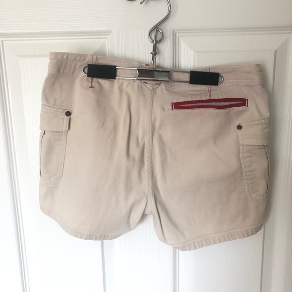 Girls Levi’s Cargo Shorts - Picture 3 of 5